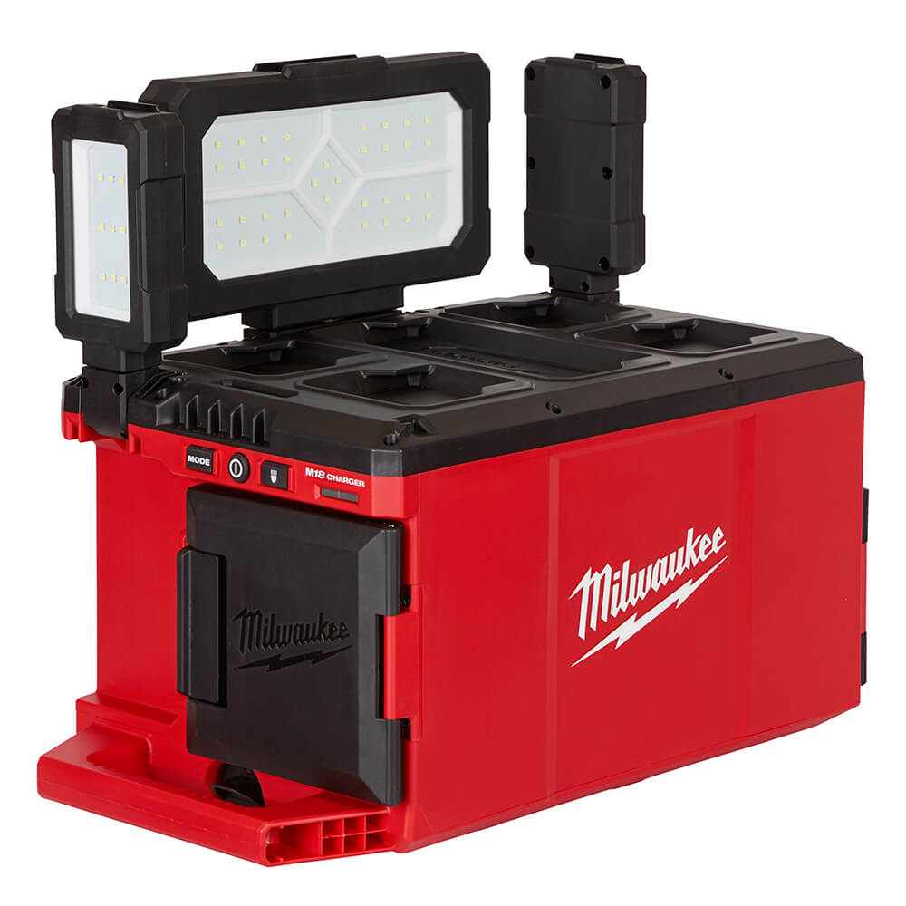 MILWAUKEE 2357-20 M18™ PACKOUT™ Light/Charger