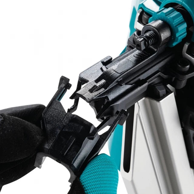 40V MAX XGT 3-1/2in Brushless Framing Nailer 30-34° Clipped Head Bare Tool