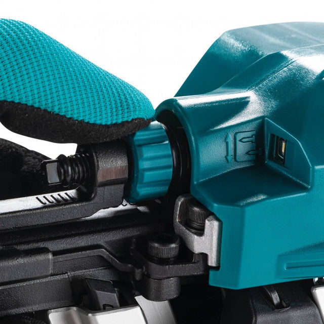 40V MAX XGT 3-1/2in Brushless Framing Nailer 30-34° Clipped Head Bare Tool