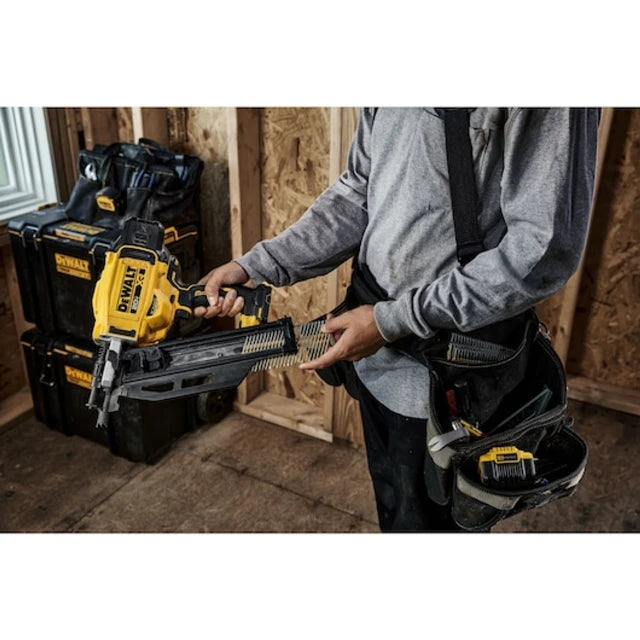 20V MAX* Brushless Cordless 30° Paper Tape Framing Nailer Kit
